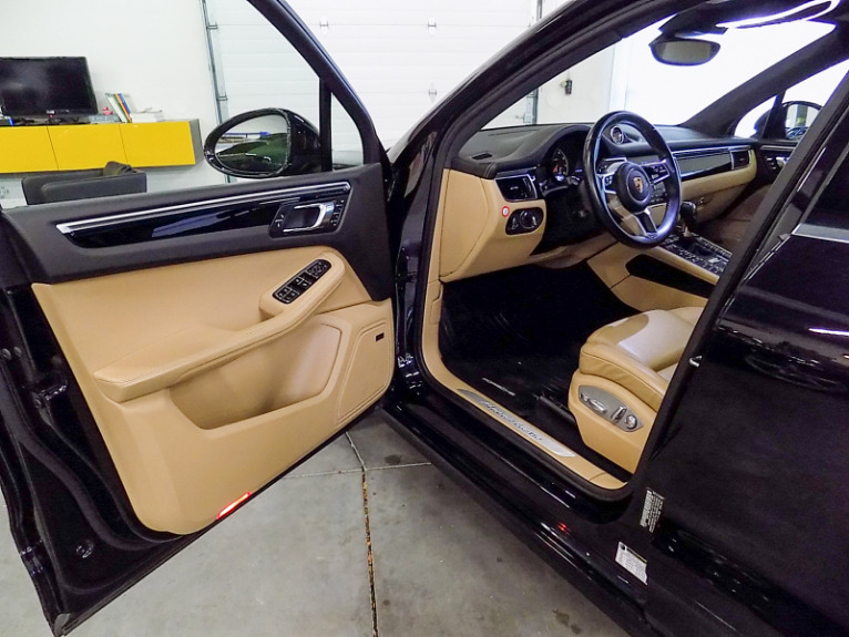 Used 2017 Porsche Macan Turbo for sale Sold at Barnaba Auto Sport in Batavia IL 60510 11