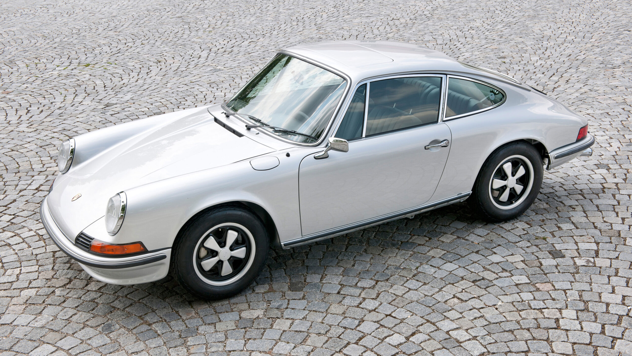 The Original 911 The Zuffenhausen Masterpiece